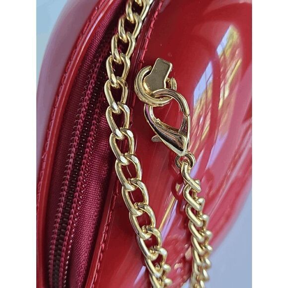 💋 Deluxity Red Lips Gold Chain Jelly Cute Chic Clutch Crossbody Bag NWT - Picture 10 of 16